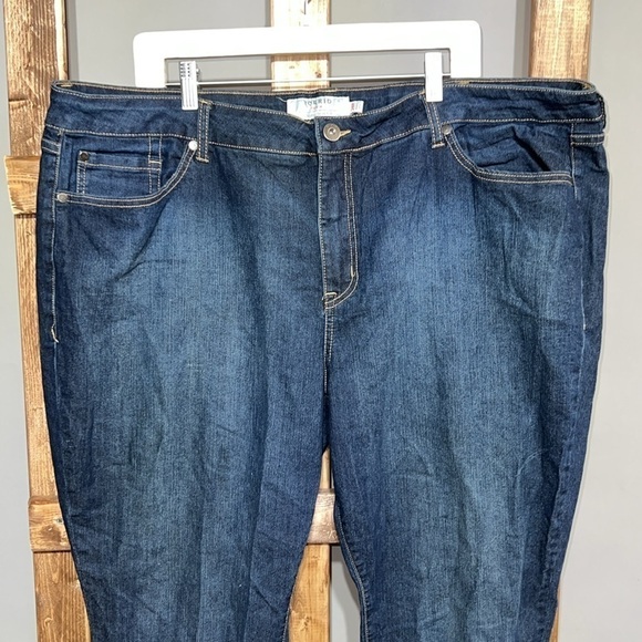 Torrid dark wash lightweight. Straight leg denim jeans. Size 24. EUC. - Picture 2 of 7